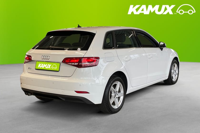 Bild 4 av Audi A3 Sportback 35 TFSI Proline Carplay Parkeringssensor