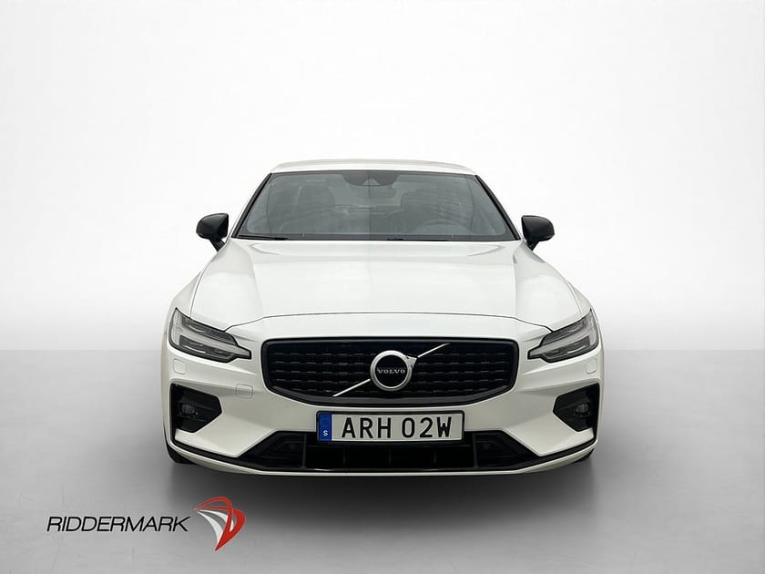 Bild 2 av Volvo S60 B5 AWD R-Design VOC H/K Kamera Navi CarPlay Drag