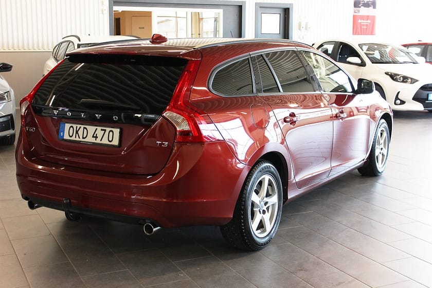 Bild 3 av Volvo V60 T3 Kinetic 152Hk Drag V-Hjul