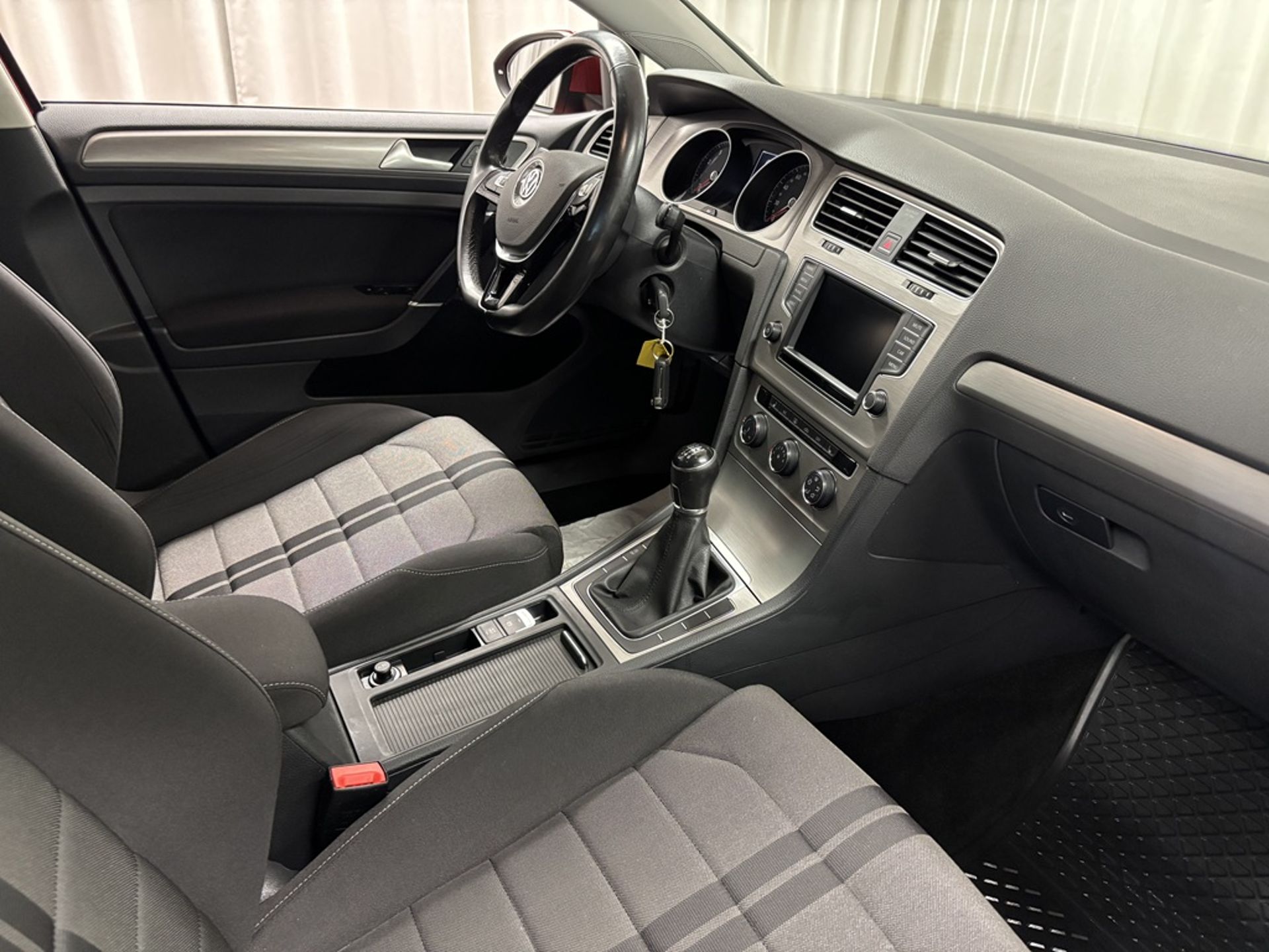 Volkswagen Golf 2016, kuva 4/6