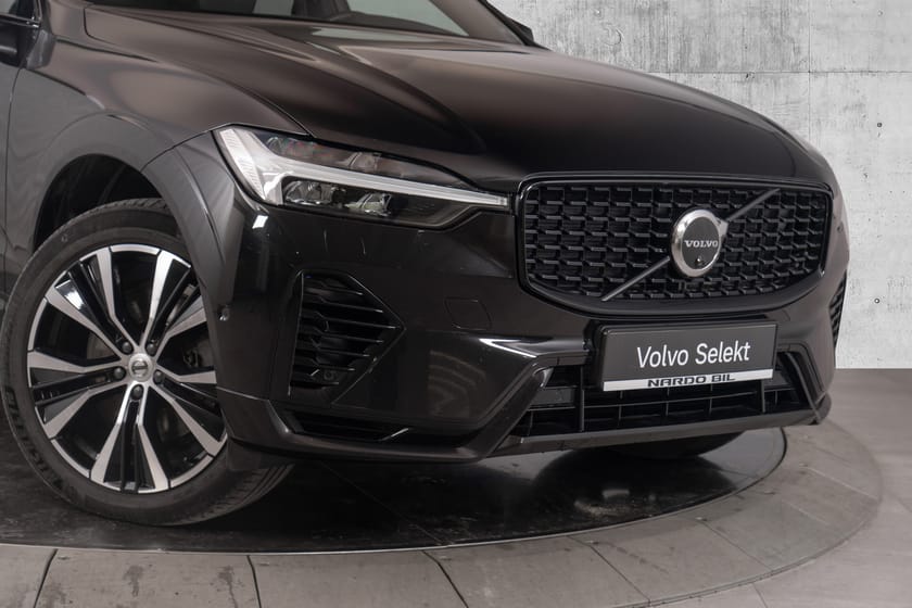 Bilde 3 av Volvo XC60 Plus Dark. Harman Kardon/Soltak/Aktive lys/VOC