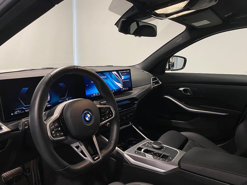 Bild 5 av BMW 330e xDrive Sedan