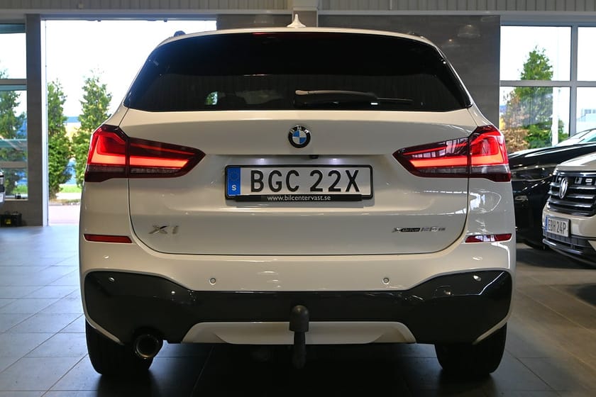 Bild 4 av BMW X1 xDrive25e xDrive 25e M Sport Drag Pano HUD