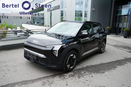 Kia EV3 Standard Range Exclusive /