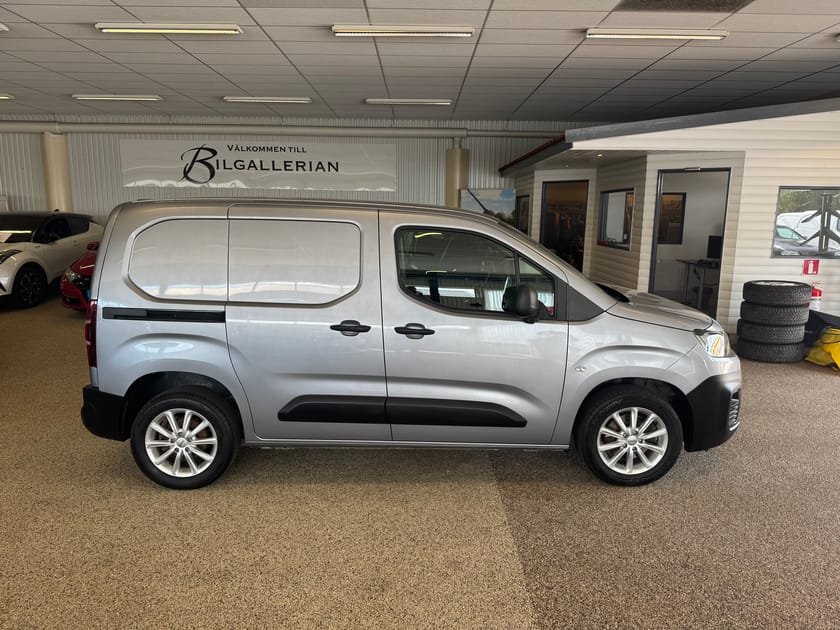 Bild 2 av Citroën Berlingo Van Increased Payload ProPack Premium 130 Aut8 131Hk