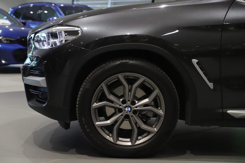 Bild 3 av BMW X3 xDrive20d M-Ratt, H/K, Värmare Dragkrok - Autowåx Bil AB