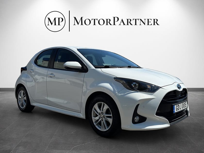 Bild 1 av Toyota Yaris Hybrid CVT Active Kamera MOMS Euro 6