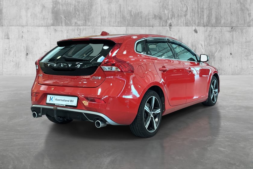Bilde 5 av Volvo V40 D2 R-Design Cruise/R-kam/Bluetooth/Krok