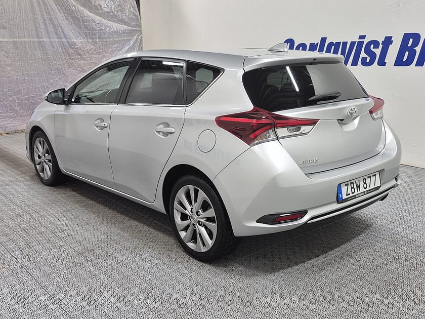 Bild 5 av Toyota Auris 5DR 1.2T 116HK Intense