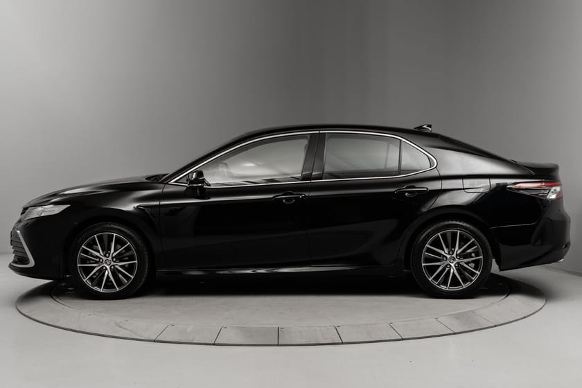 Bilde 2 av Toyota Camry Hybrid Premium