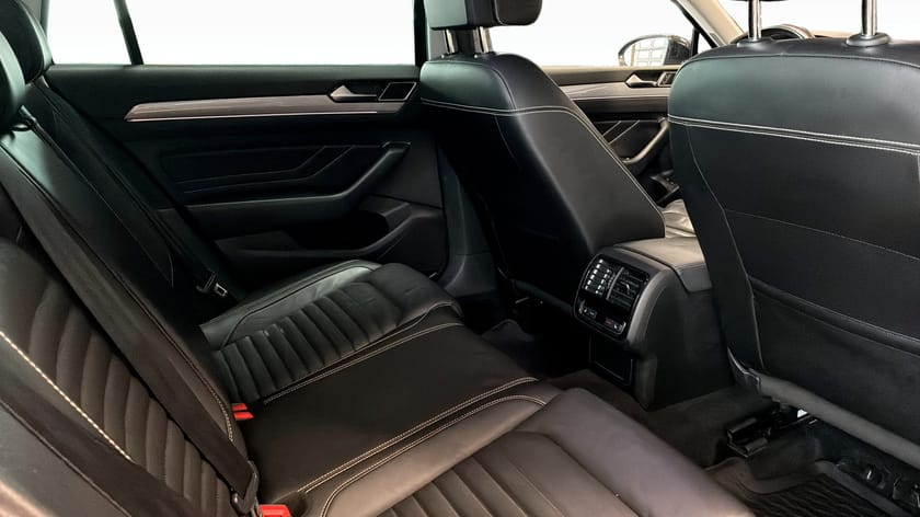 Bild 5 av Volkswagen Passat Sportscombi GTE 1.4 TSI / Dragkrok / Läder