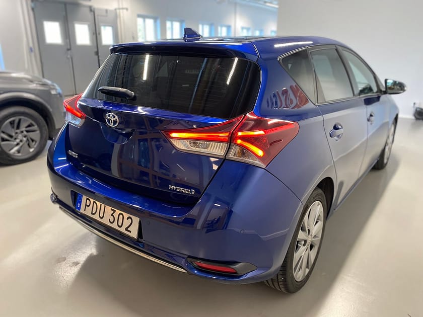 Bild 4 av Toyota Auris Hybrid e-CVT Executive Kamera Nyservad