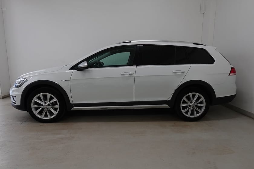 Bild 3 av Volkswagen Golf Alltrack 2.0 TDI 4Motion P-Värme Adap-F Massage