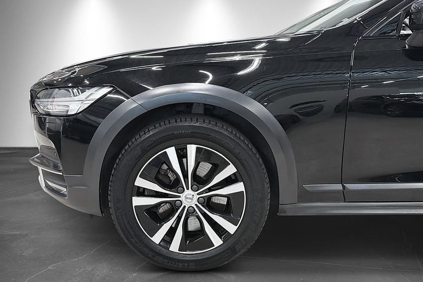Bild 2 av Volvo V90 Cross Country D4 AWD 190hk Advanced SE III Moms Drag BLIS Bkam Nyserv