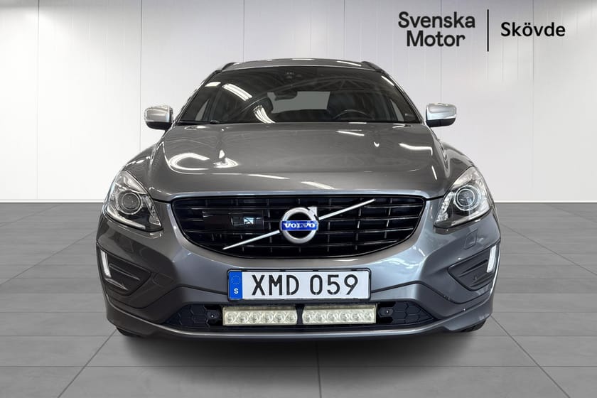 Bild 4 av Volvo XC60 D5 AWD R-Design 220hk | Backkamera | VOC | H/K | Panorama | Krok