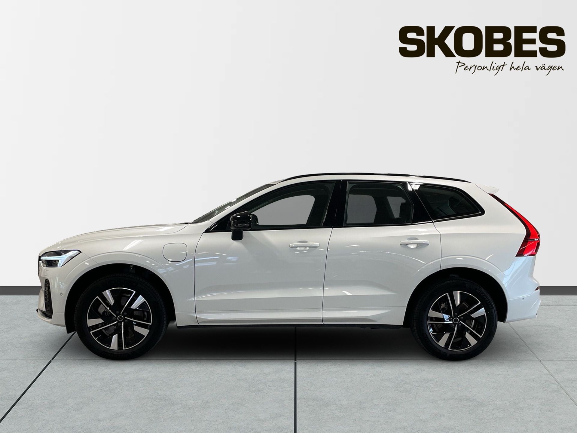 Volvo XC60 T6 Plus Dark Nordic Edition 2026, bild 5/10