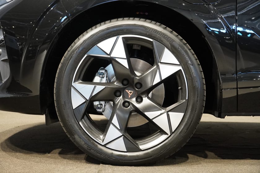 Bild 4 av CUPRA Terramar e-Hybrid Rullande demobil redo för omgående leverans