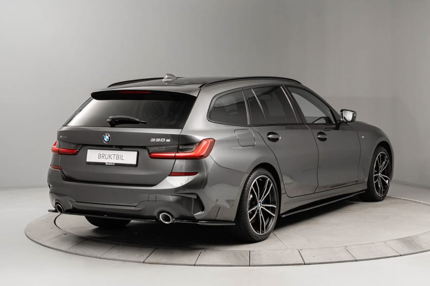 Bilde 4 av BMW 330e xDrive Touring 