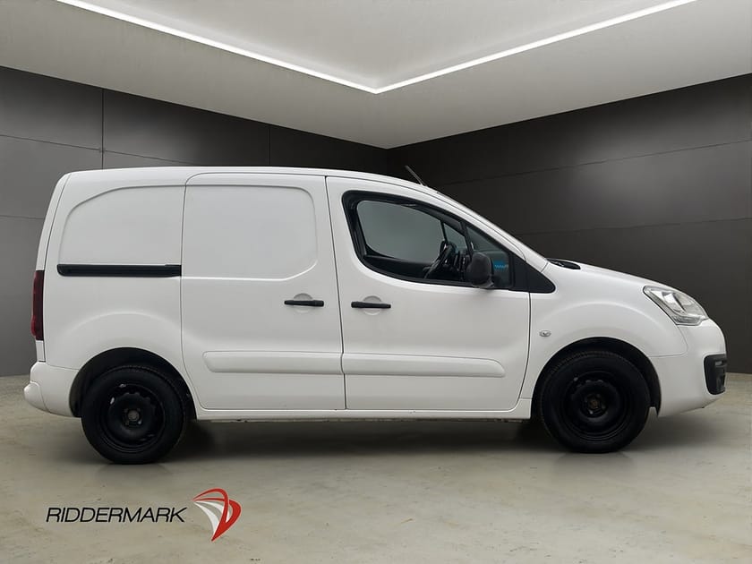 Bild 2 av Peugeot Partner Van Utökad Last 1.6HDi 99hk PDC V-Inredd Farthållare Moms