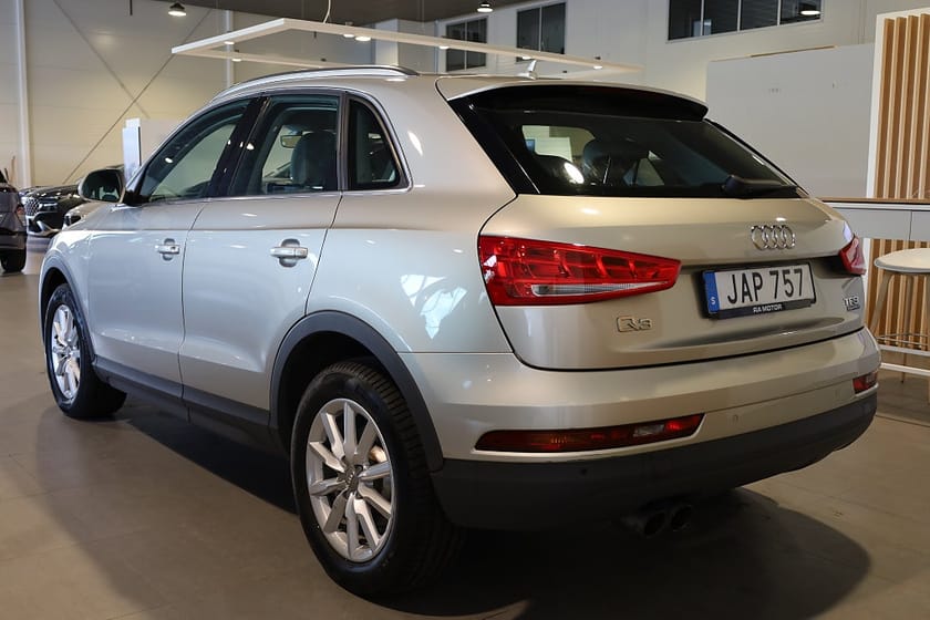 Bild 3 av Audi Q3 2.0 TFSI quattro S Tronic Sport Edition Navi Blåtand
