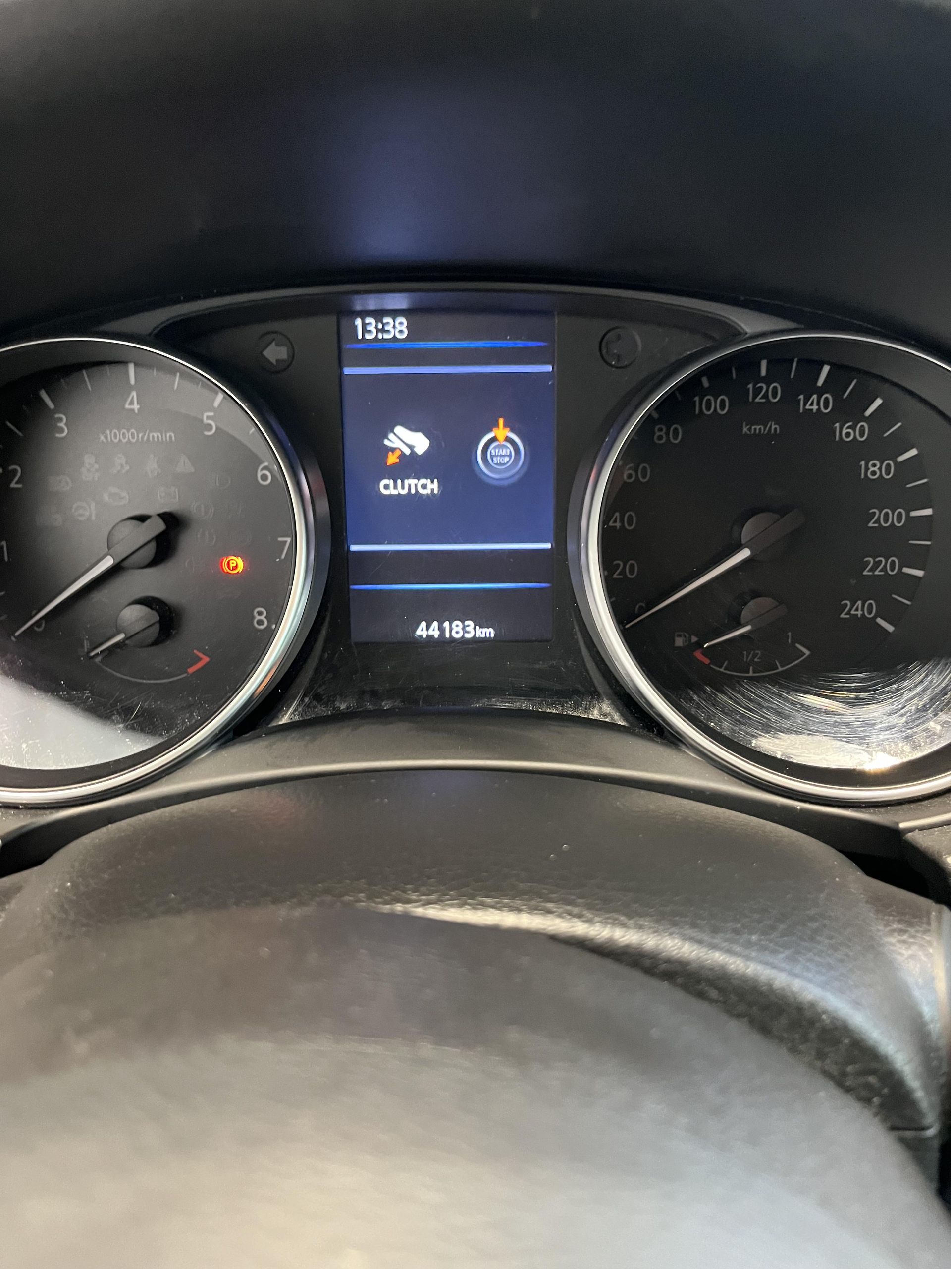 Nissan Qashqai 1.3 DIG-T 2019, photo 6/14