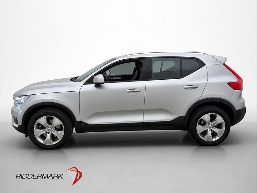 Bild 5 av Volvo XC40 T4 AWD 190hk Momentum VOC Värmare Skinn