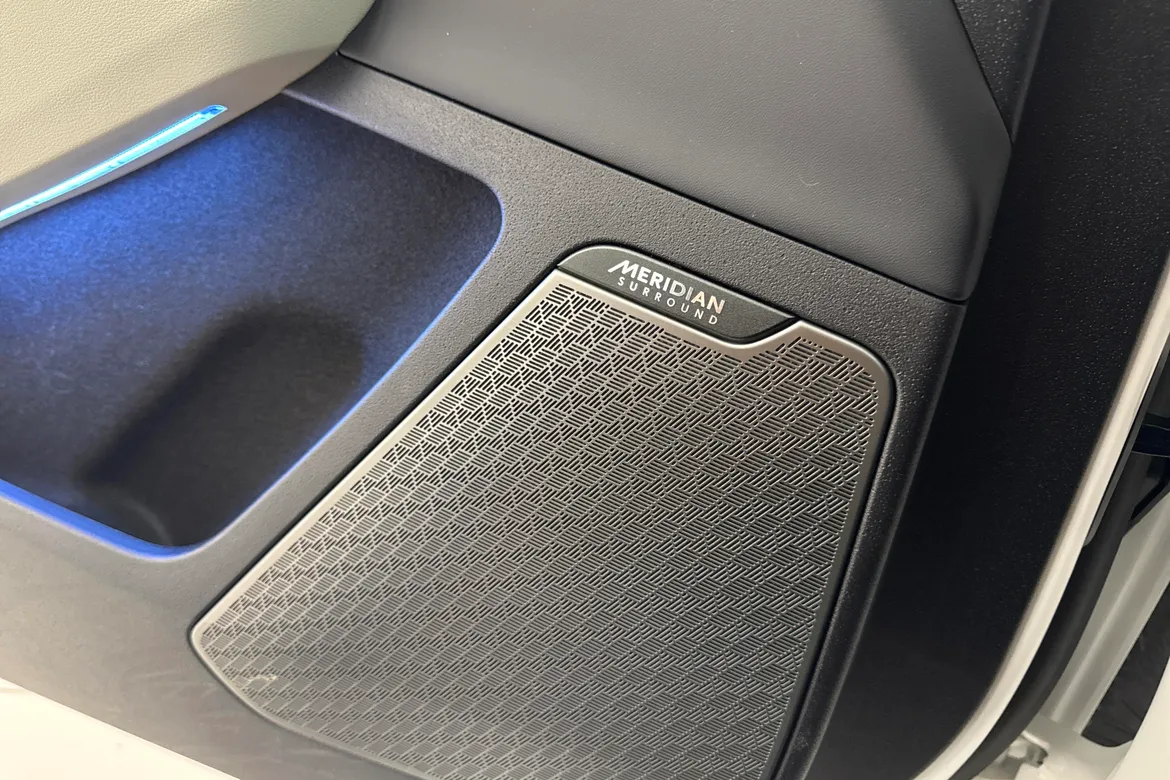 picture of a car
