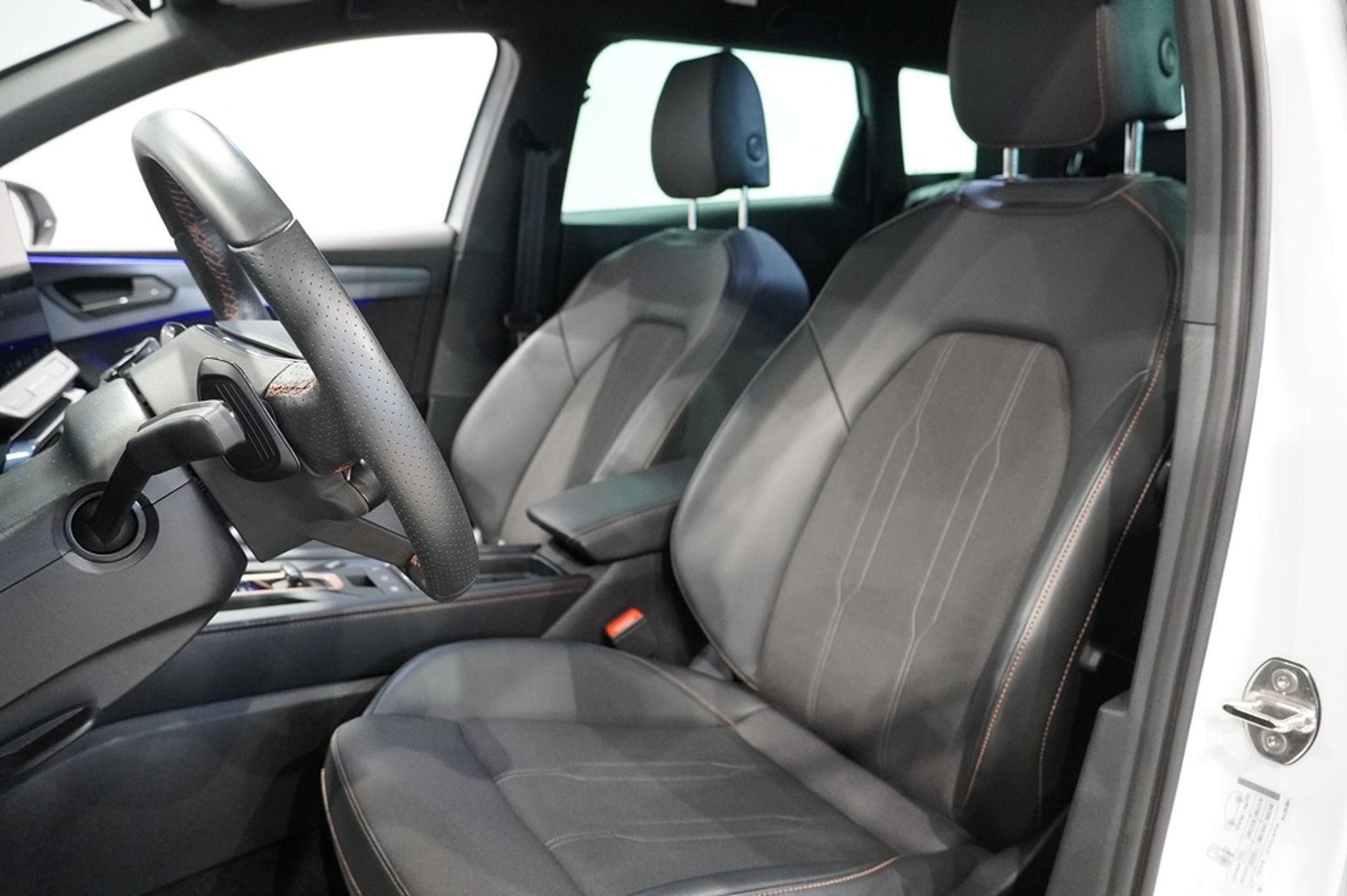 Cupra Leon 1.5 eTSI 2025, bild 6/10