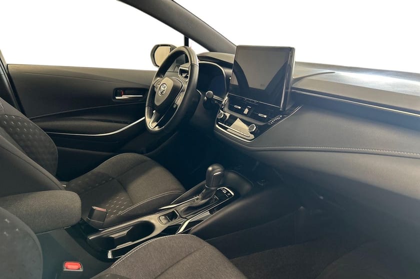 Bild 1 av Toyota Corolla Hybrid e-CVT, 140hk