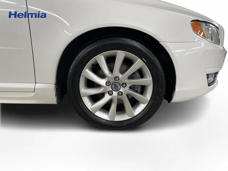 Bild 9 av 9 – Volvo V70 D4 163 S/S Momentum BusinessE PRO