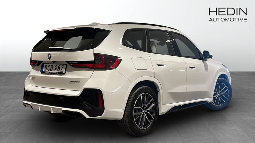 Bild 2 av BMW iX1 xDrive30 M Sport Edition