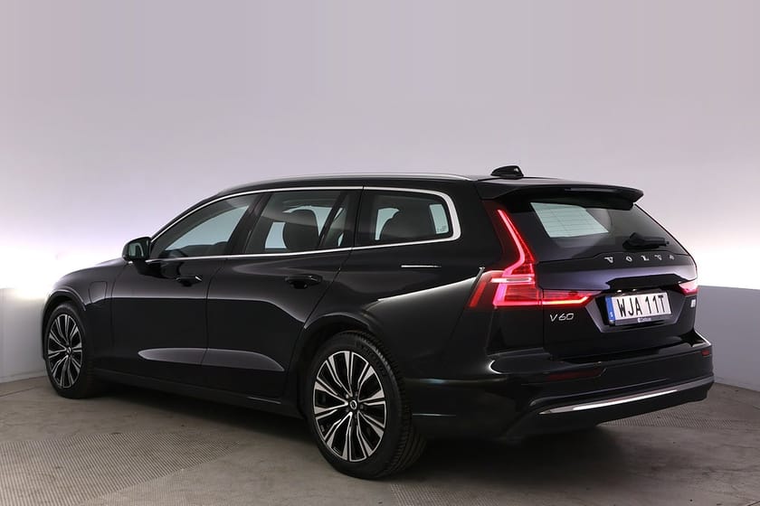 Bild 4 av Volvo V60 Recharge T6 AWD Core Bright Kamera BLIS AdapFarth