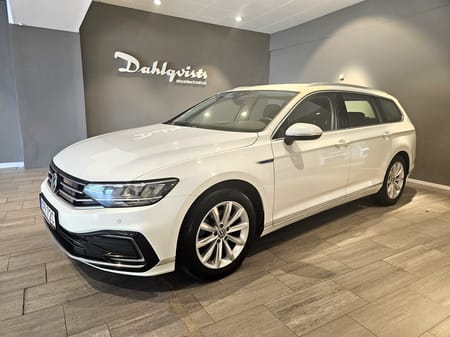 Volkswagen Passat Sportscombi GTE SC 218hk | Drag V-hjul Värmare