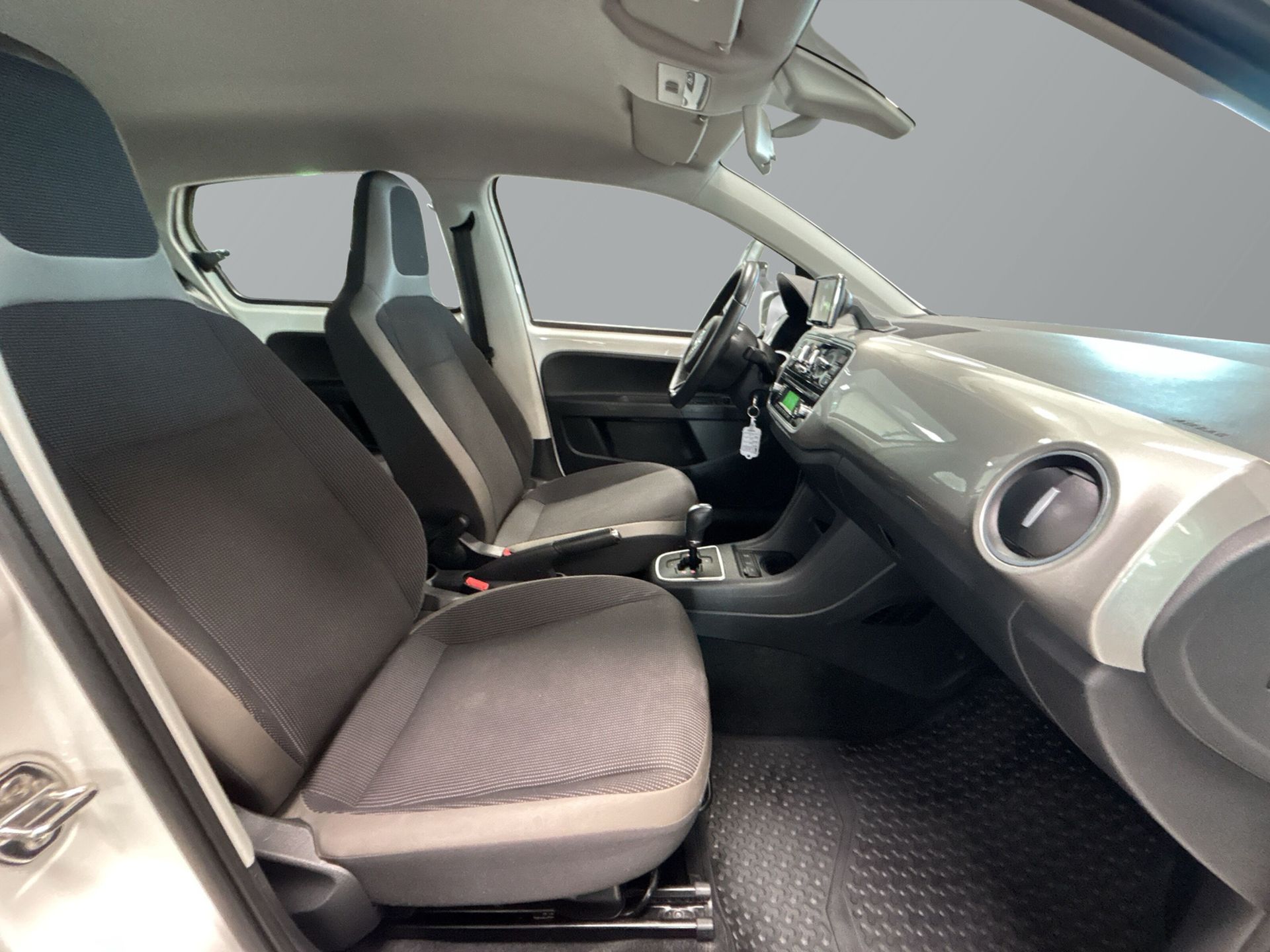 Volkswagen UP! UP 2015, photo 7/10