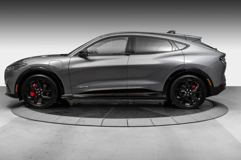 Bilde 2 av Ford Mustang Mach-E Long Range AWD 540WLTP , Krok, Serviceavtale, Pano ++