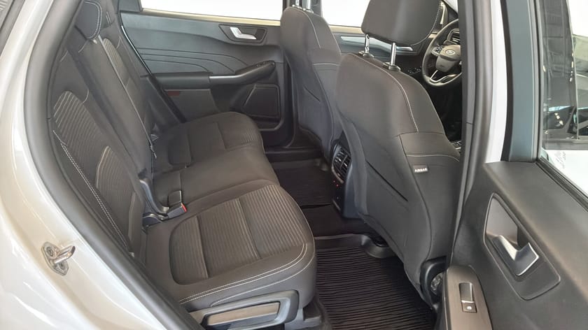 Bild 5 av Ford Kuga Plug-In Hybrid TITANIUM 2.5 FWD 225HK CVT