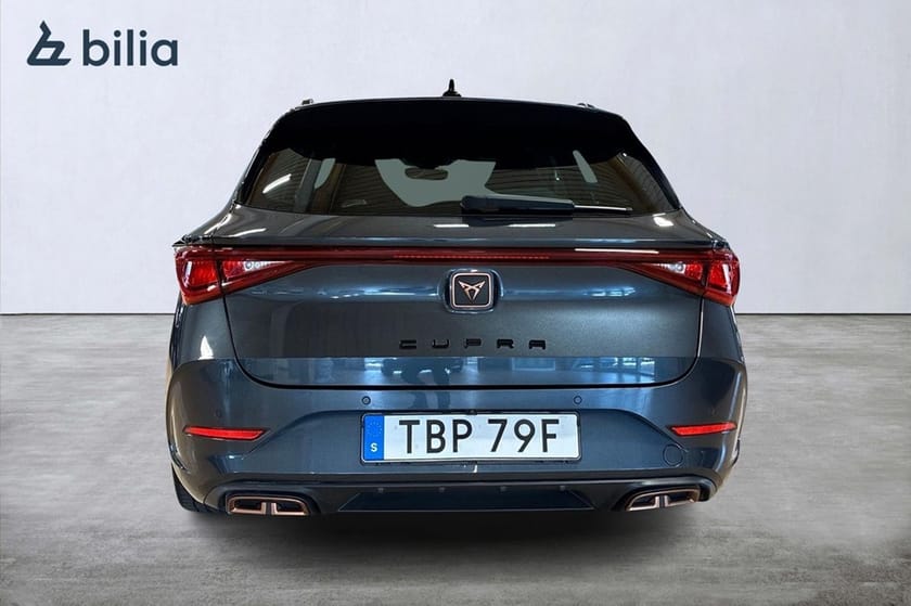 Bild 5 av CUPRA Leon Sportstourer e-Hybrid VZ TSI 245hk DSG Bkam,Drag