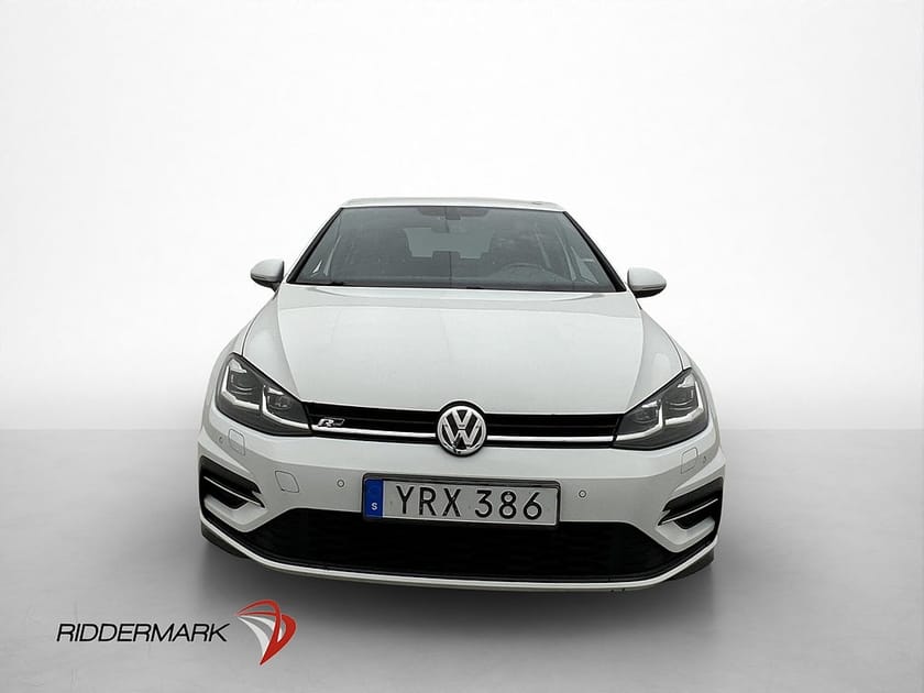 Bild 2 av Volkswagen Golf 1.5 TSI 150hk R-Line Cockpit Värmare Pluspkt