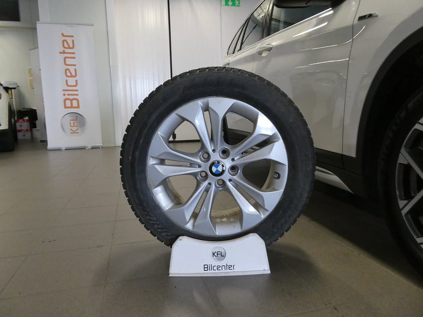 Bild 2 av BMW X1 xDrive25e xLine Automat-Navigation-Nyservad-SoV