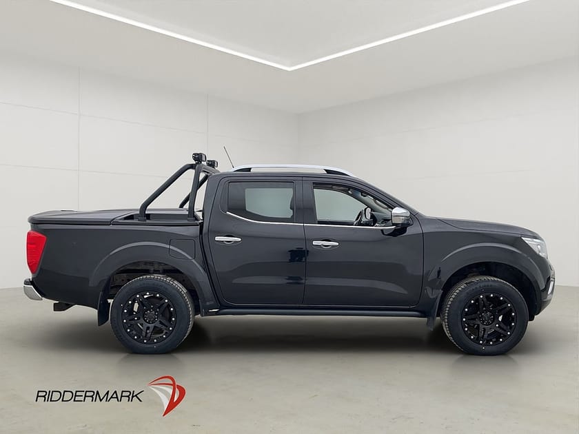 Bild 2 av Nissan Navara Dubbelhytt TREK-1 2.3 4WD Drag Diff Skinn Taklucka 1-Ägar