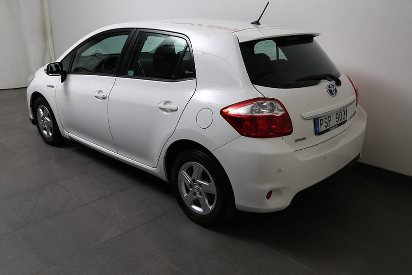 Bild 4 av Toyota Auris Hybrid 1,8 e-CVT Plus 136hk Aut Motorvärmare