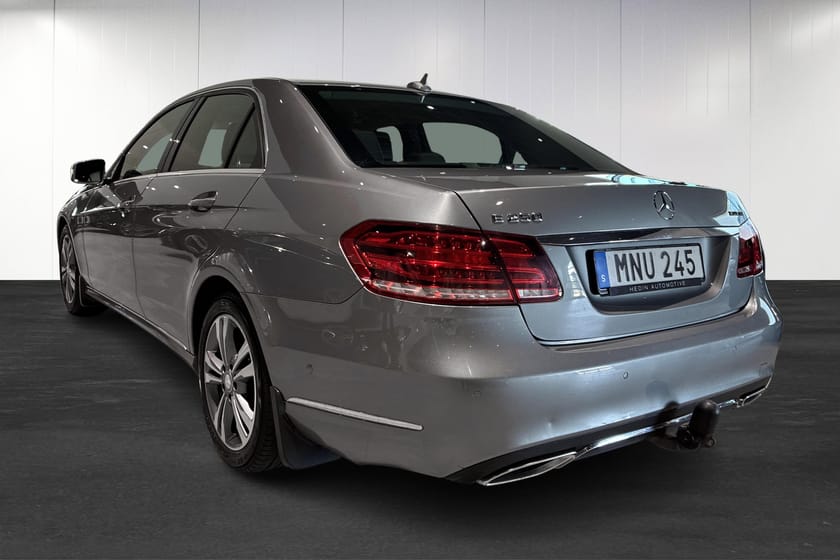 Bild 3 av Mercedes-Benz E 250 BlueTEC 4MATIC Fullservad Drag LED strålkastare