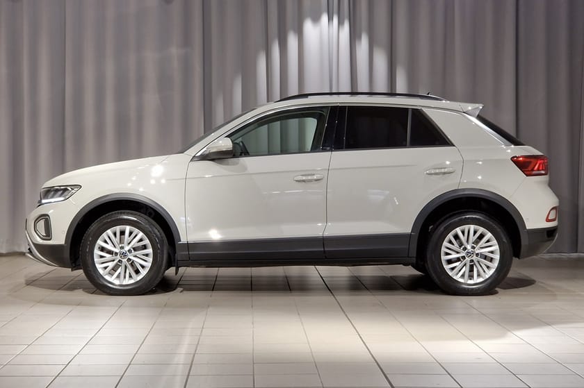 Bild 2 av Volkswagen T-Roc | Farthållare | Digital cockpit | 110 hk 6 vxl