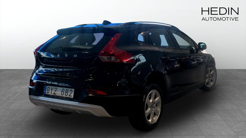 Bild 2 av Volvo V40 Cross Country MOMENTUM AUT