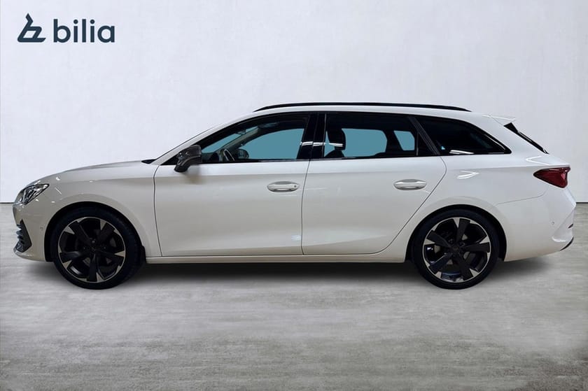 Bild 2 av CUPRA Leon Sportstourer 1.5 eTSI 150hk/B-kam/Carplay