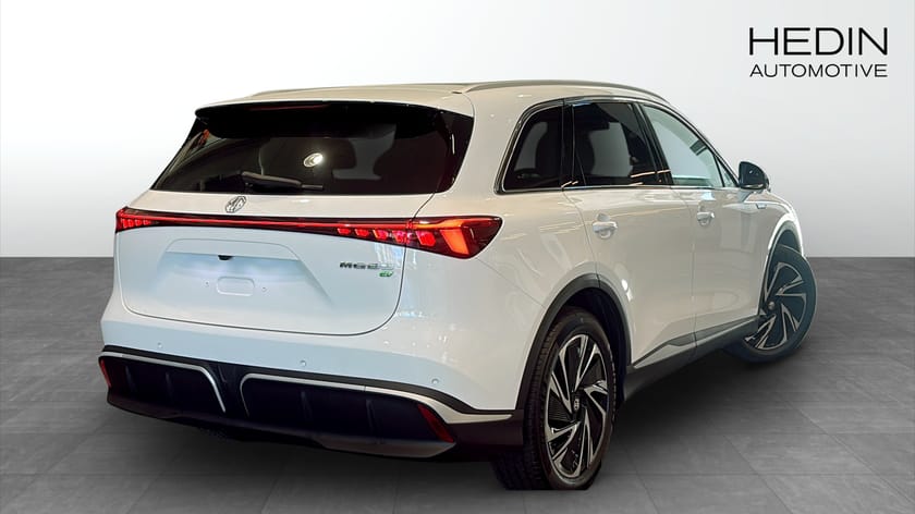 Bild 2 av MG S6 EV Dual Motor AWD Luxury 77kWh 362hk HUD|PANO|NAV|360º|VÄRMEPUMP