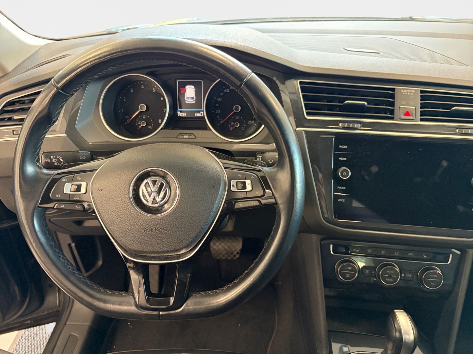 Volkswagen Tiguan TSI 180 DSG 4M 2018, bild 3/10