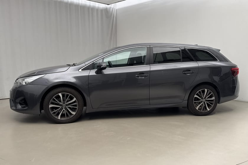 Bild 2 av Toyota Avensis Kombi 1.8 Touring Sports (147hk) Active Plus