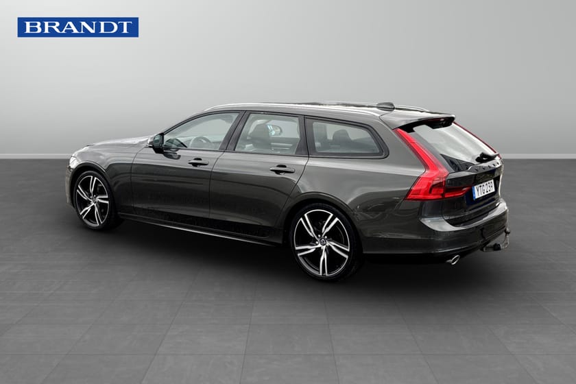 Bild 2 av Volvo V90 D4 Momentum AWD Geartronic 190hk