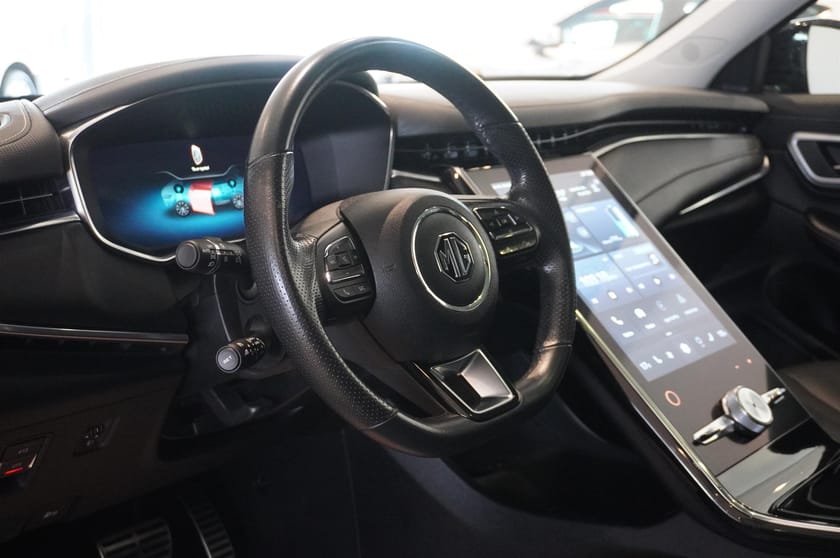 Bild 2 av MG Marvel R Luxury